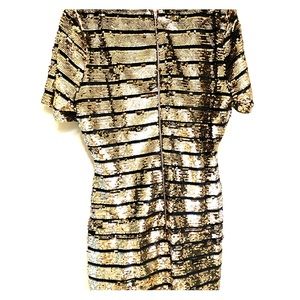 New Vici Queen Bee Gold sequin Bodycon dress